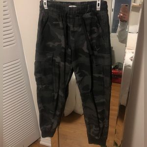 TNA cano cargo joggers